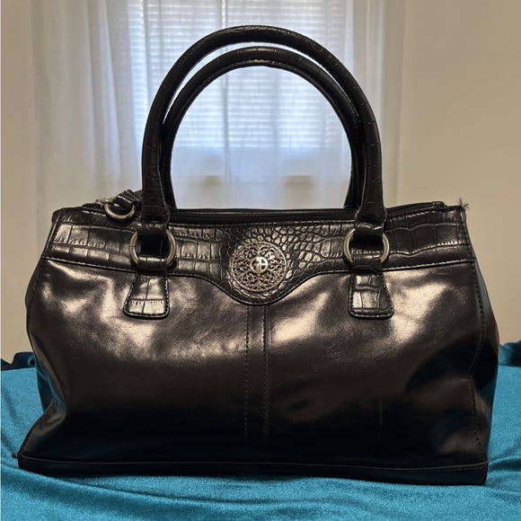 Gianni Bernini Handbags - NWOT Giani Bernini Black Satchel/Crossbody